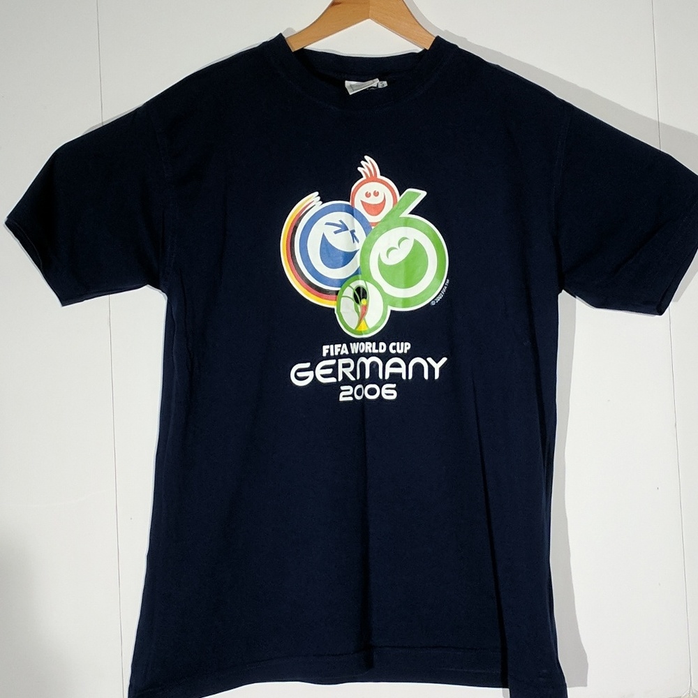 Vintage World Cup Germany 2006 t-shirt Size Small.